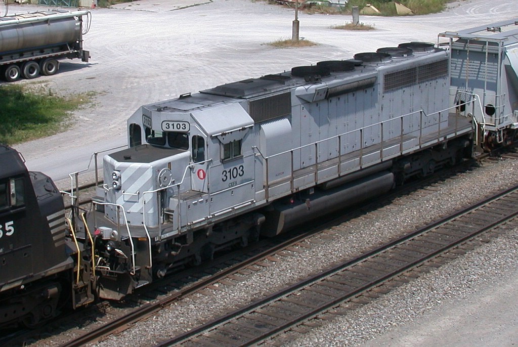 CEFX 3103 on NS SB freight 